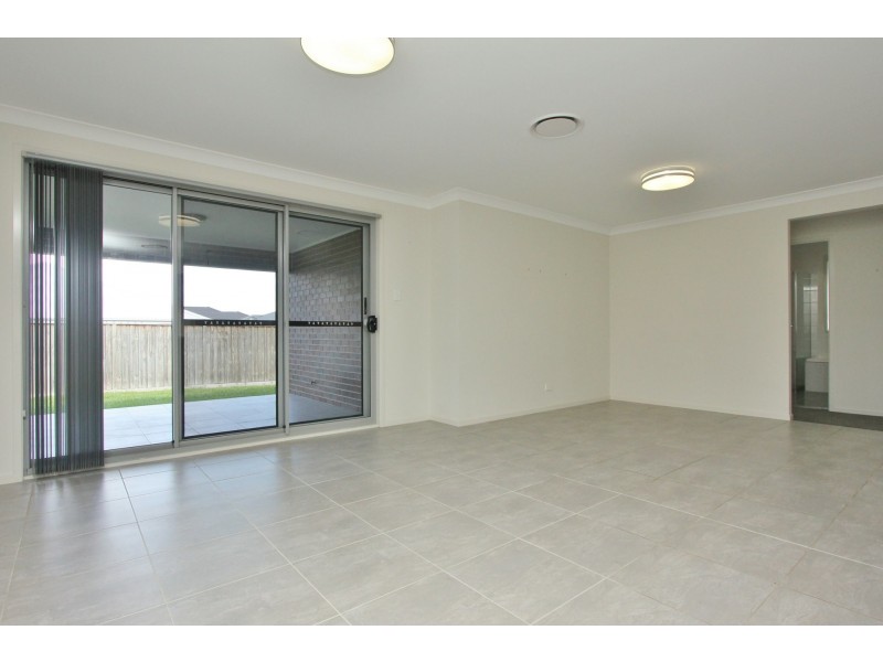 37 Arrowtail Street, Chisholm NSW 2322