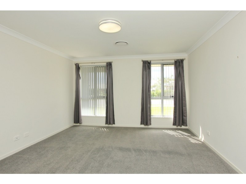 37 Arrowtail Street, Chisholm NSW 2322