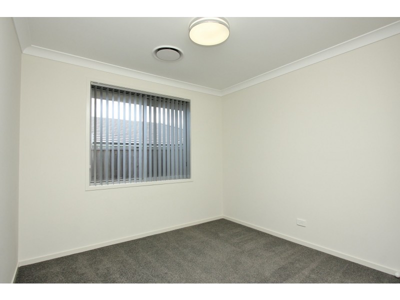 37 Arrowtail Street, Chisholm NSW 2322