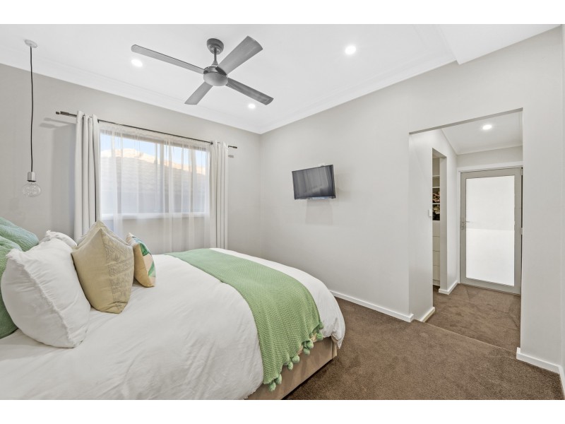 12 Crisp Avenue, Rutherford NSW 2320