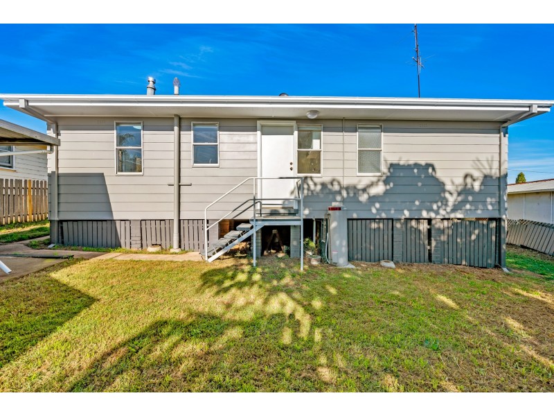 2 Finney Close, Rutherford NSW 2320