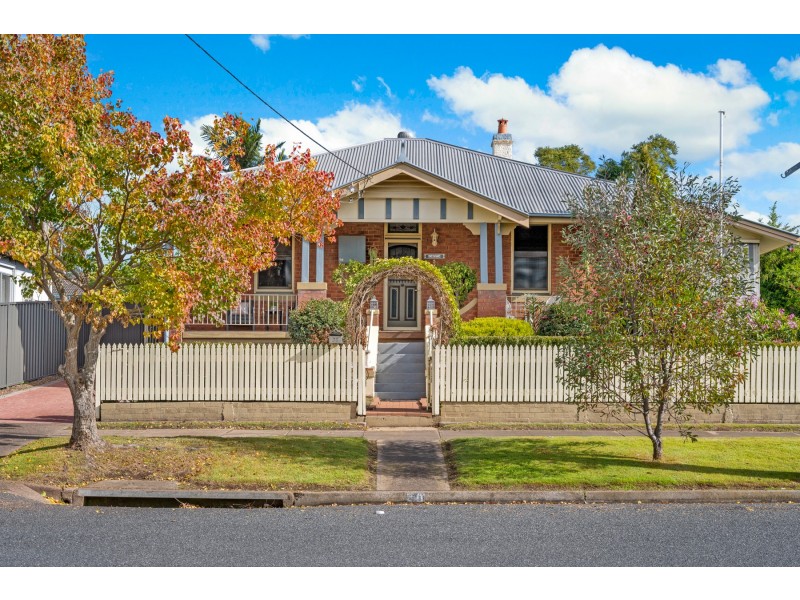 30 Elizabeth Street, Telarah NSW 2320