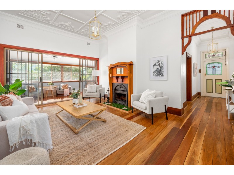 30 Elizabeth Street, Telarah NSW 2320