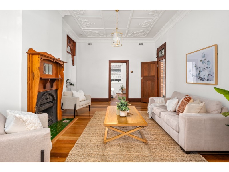 30 Elizabeth Street, Telarah NSW 2320