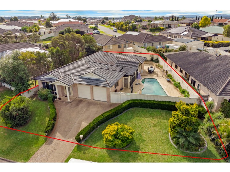 54 Somerset Drive, Thornton NSW 2322