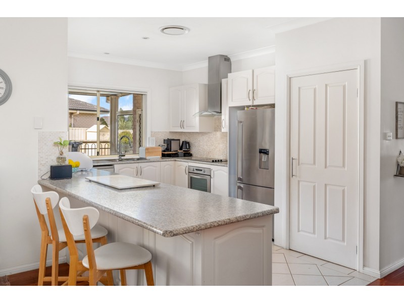 54 Somerset Drive, Thornton NSW 2322