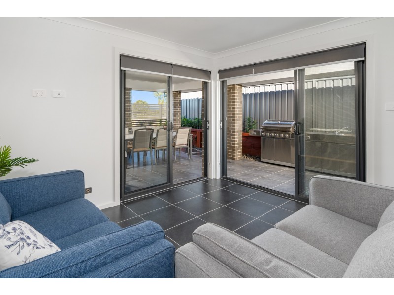 72 Redwood Drive, Gillieston Heights NSW 2321