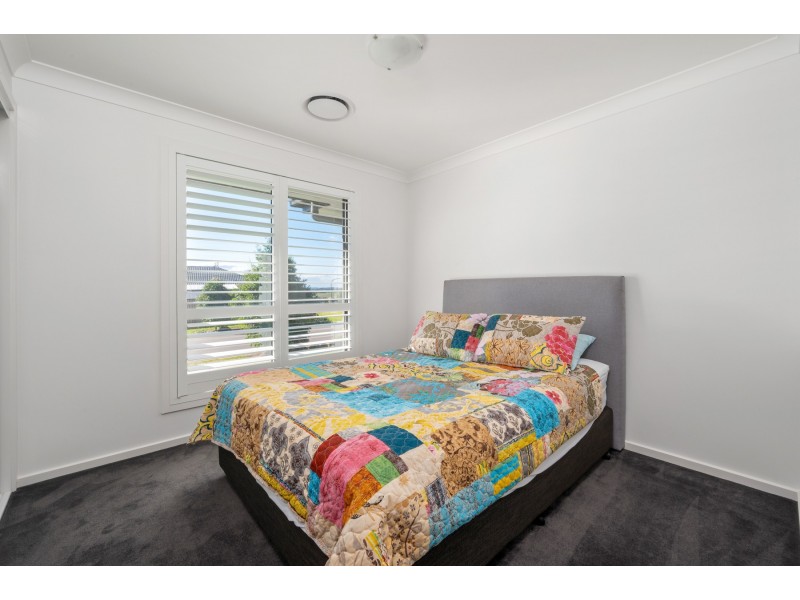 72 Redwood Drive, Gillieston Heights NSW 2321