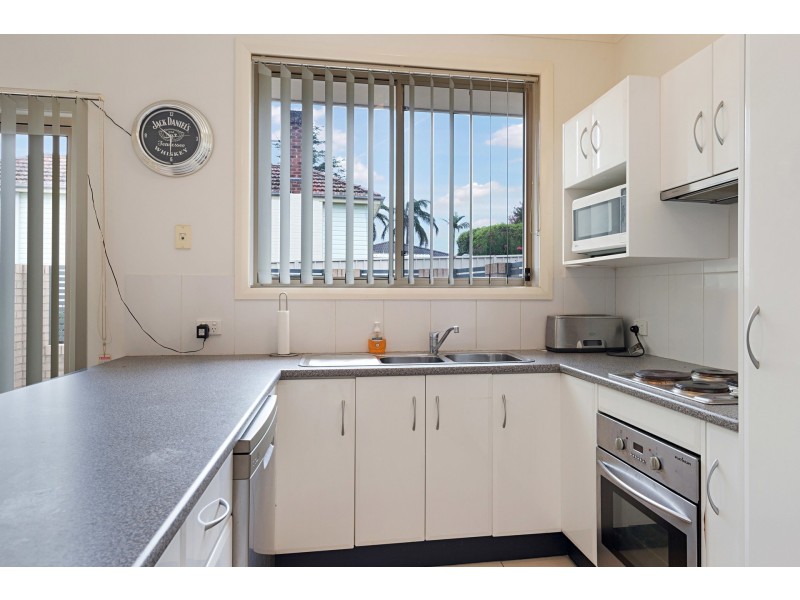 1/49 Karuah Street, Thornton NSW 2322