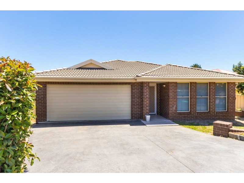 28B Fernleigh Avenue, Rutherford NSW 2320