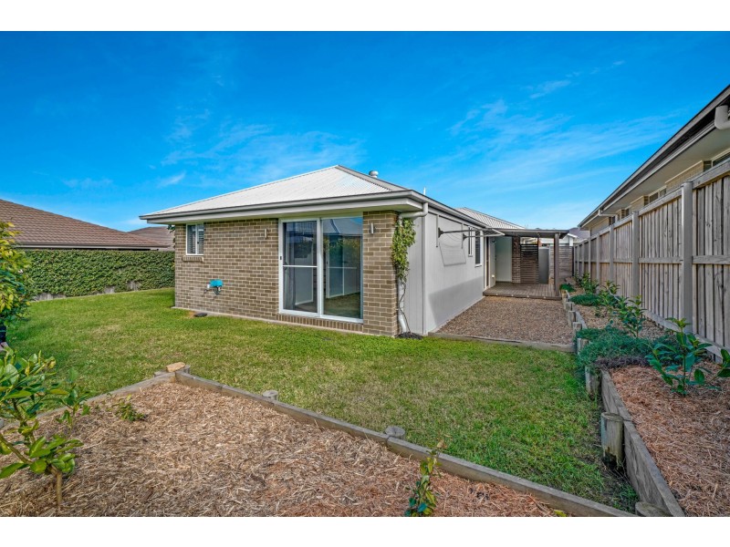 4 Starling Street, Aberglasslyn NSW 2320