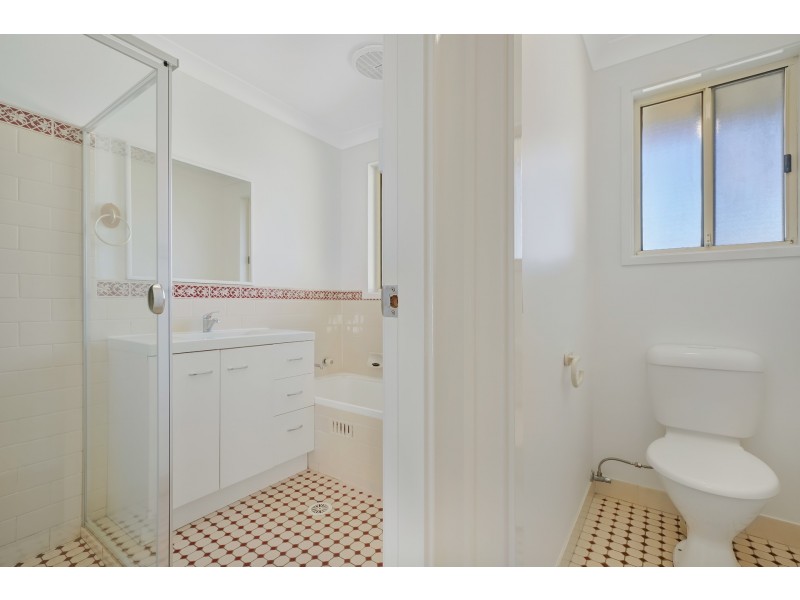 4/12 Proserpine Close, Ashtonfield NSW 2323