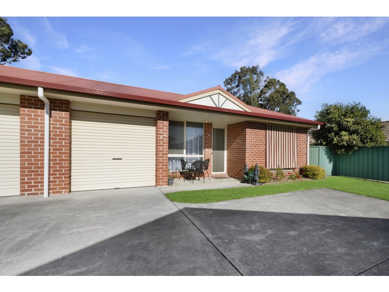 4/4 Justine Parade, Rutherford NSW 2320