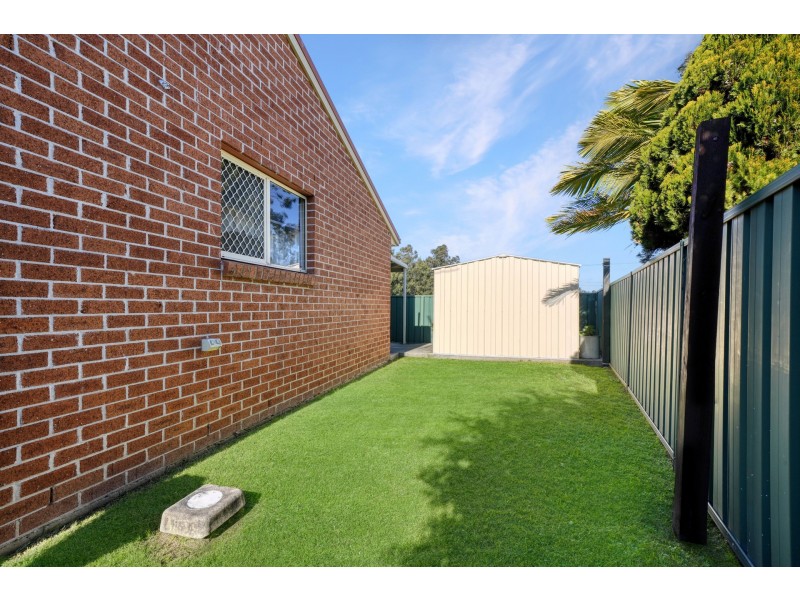 4/4 Justine Parade, Rutherford NSW 2320