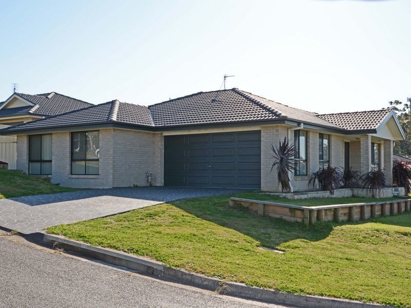 19 Ventura Close, Rutherford NSW 2320