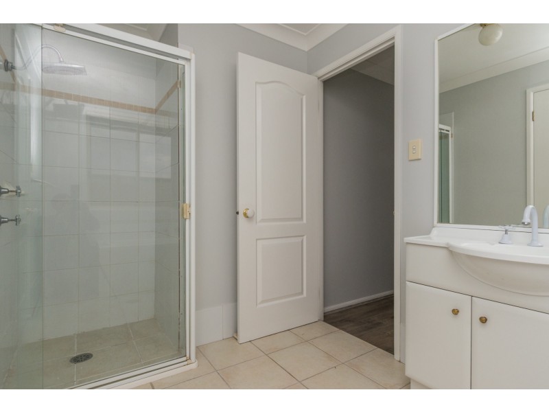 5 Bendtree Cove, Thornton NSW 2322