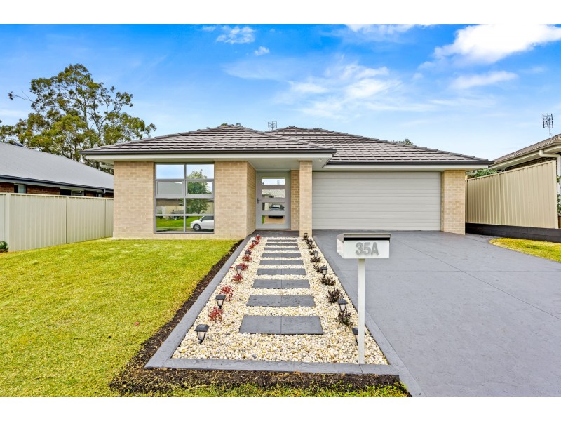 35A Sapphire Drive, Rutherford NSW 2320