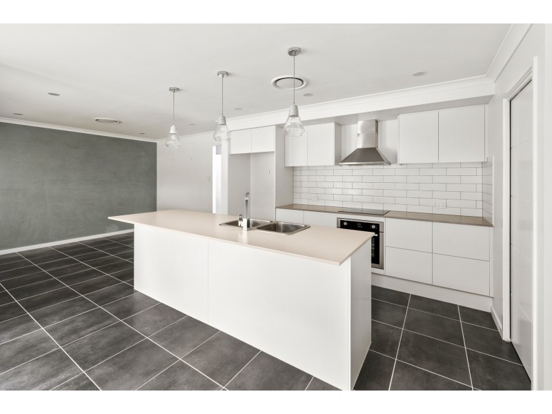 35A Sapphire Drive, Rutherford NSW 2320