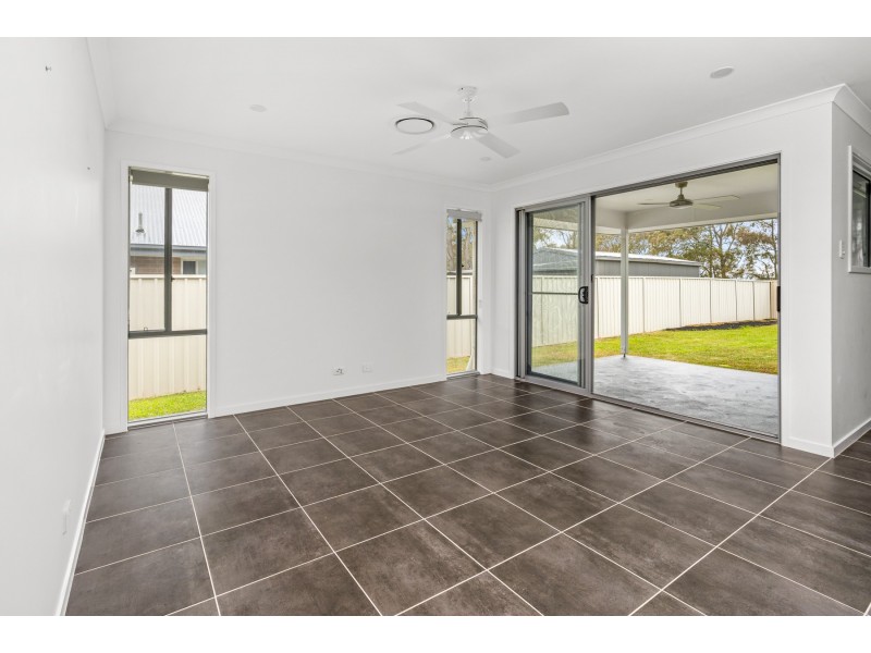 35A Sapphire Drive, Rutherford NSW 2320