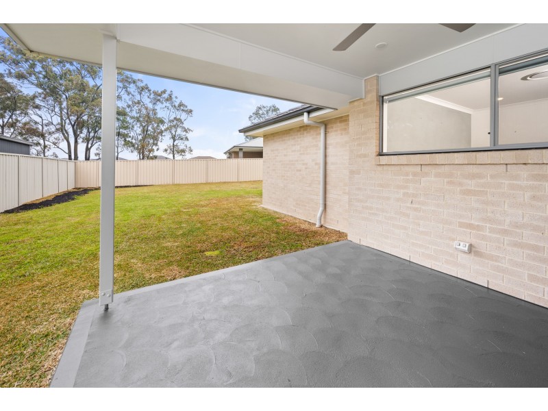 35A Sapphire Drive, Rutherford NSW 2320