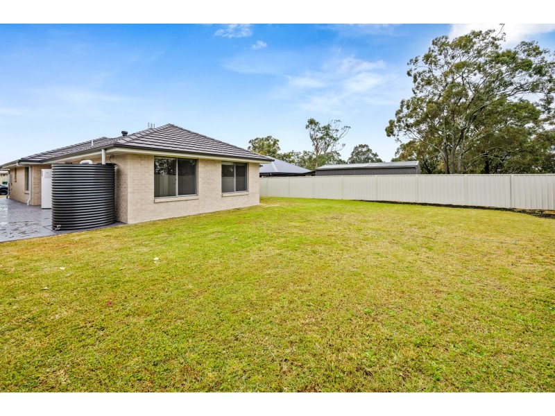 35A Sapphire Drive, Rutherford NSW 2320