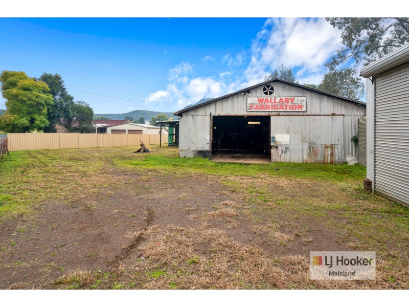 33 Railway Street, Paterson NSW 2421