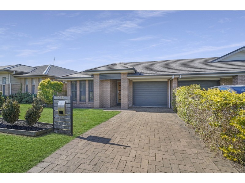 19 Teal Street, Aberglasslyn NSW 2320