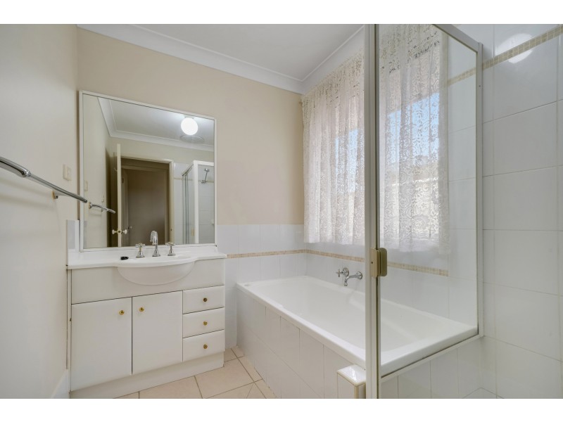 6 Binet Close, Thornton NSW 2322
