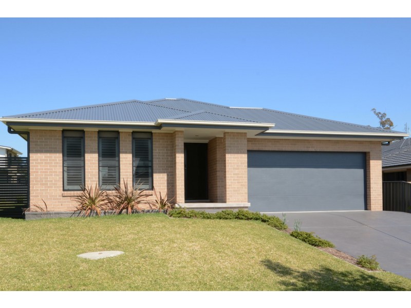 6 Macrae Street, East Maitland NSW 2323