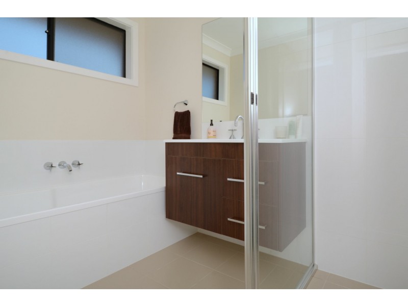 6 Macrae Street, East Maitland NSW 2323