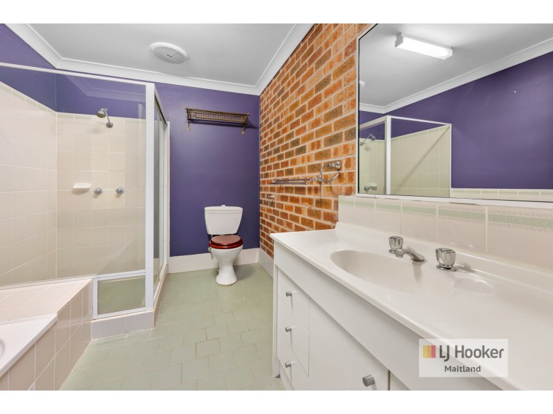 2/18 Baker Drive, Tenambit NSW 2323