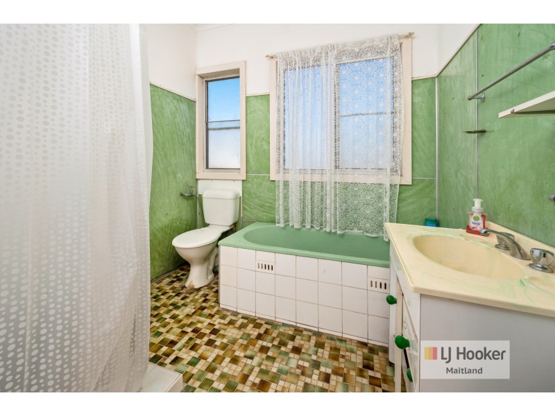 88 Gillies Street, Rutherford NSW 2320