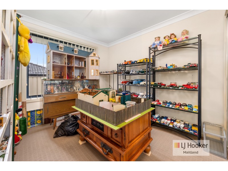 32 Mileham Circuit, Rutherford NSW 2320