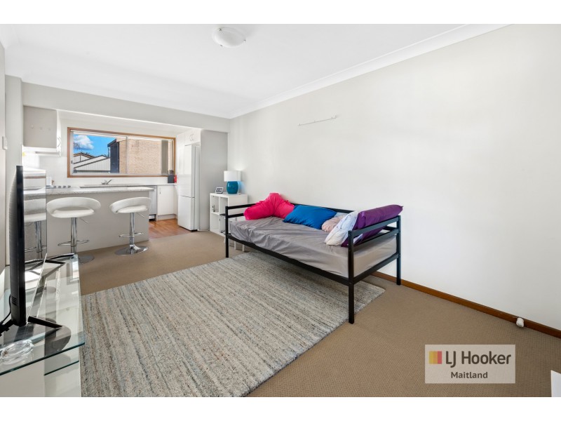 4/70 Weblands Street, Rutherford NSW 2320