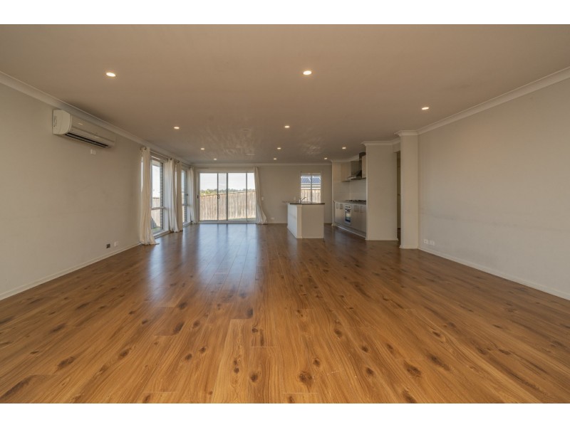 122 McKeachie Drive, Aberglasslyn NSW 2320