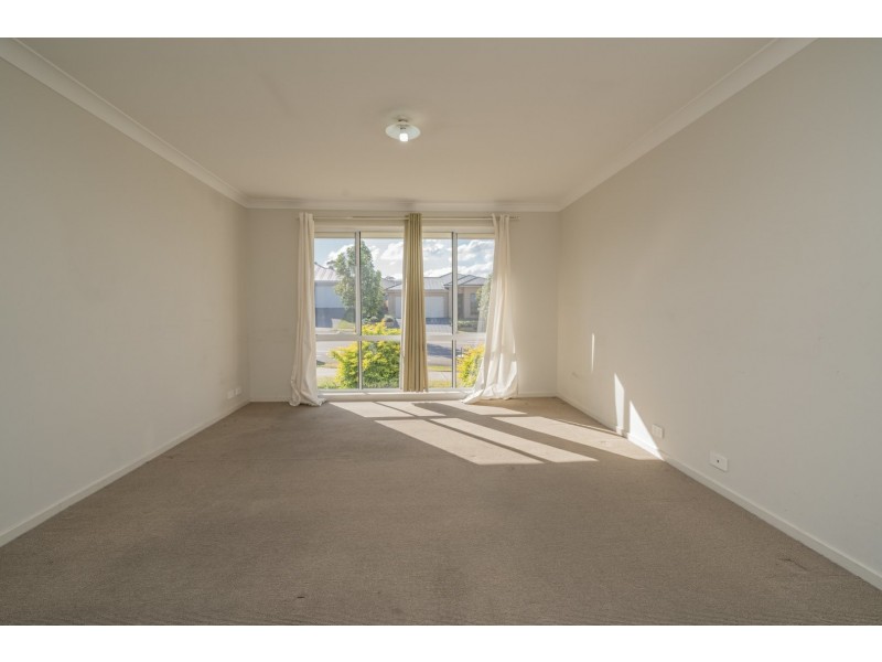 122 McKeachie Drive, Aberglasslyn NSW 2320