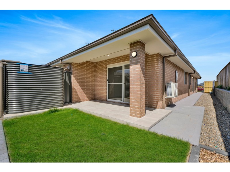 2/45 Mcglinchey Crescent, Thornton NSW 2322