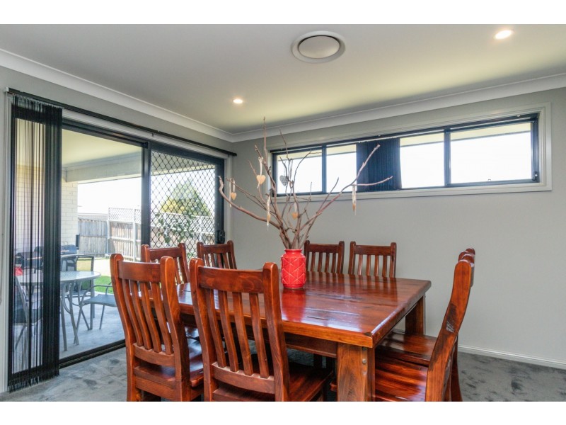 110 McKeachie Drive, Aberglasslyn NSW 2320