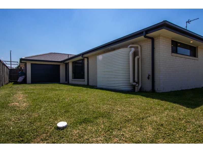 110 McKeachie Drive, Aberglasslyn NSW 2320