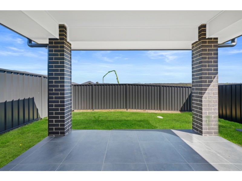 2/2 Kent Street, Greta NSW 2334