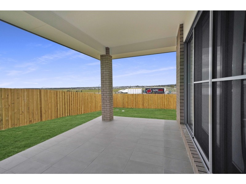 31 Greystones Drive, Chisholm NSW 2322