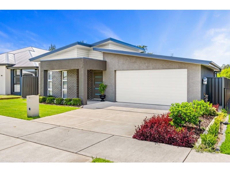 86 Grand Parade, Rutherford NSW 2320