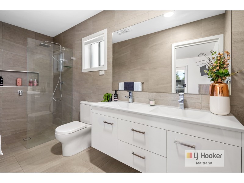 86 Grand Parade, Rutherford NSW 2320