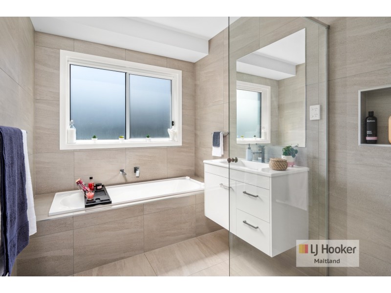 86 Grand Parade, Rutherford NSW 2320