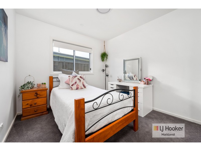 86 Grand Parade, Rutherford NSW 2320