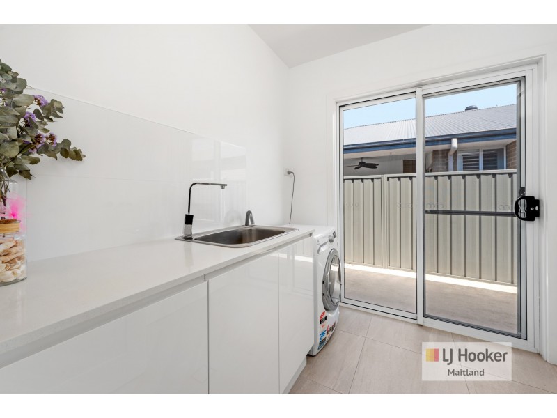 86 Grand Parade, Rutherford NSW 2320