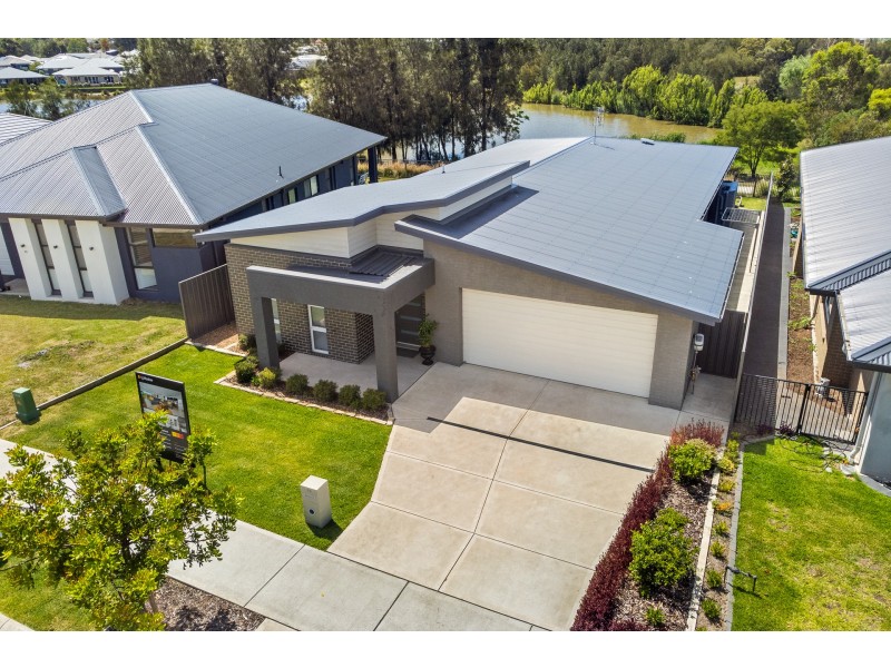 86 Grand Parade, Rutherford NSW 2320