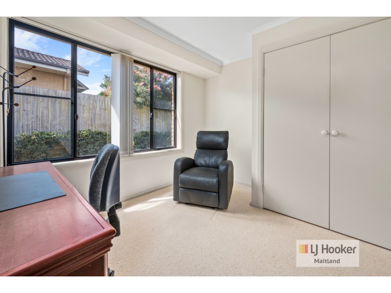 1/2 Peppercorn Close, Aberglasslyn NSW 2320