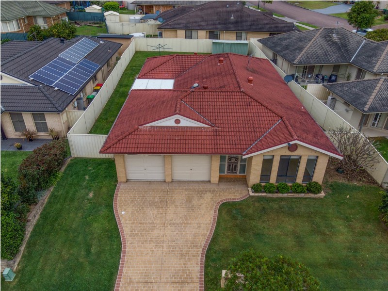 82 Worcester Drive, East Maitland NSW 2323