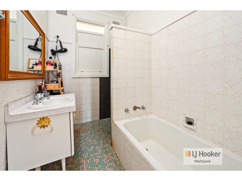 15 David Avenue, East Maitland NSW 2323